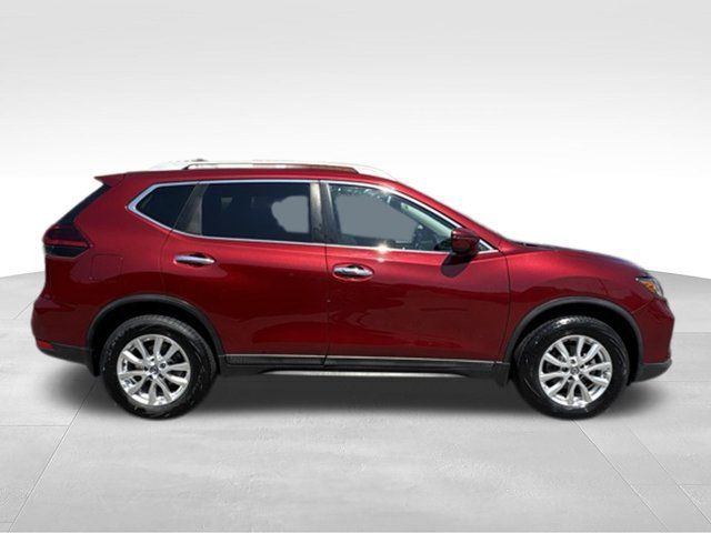 Used 2018 Nissan Rogue SV AWD/4WD image 8