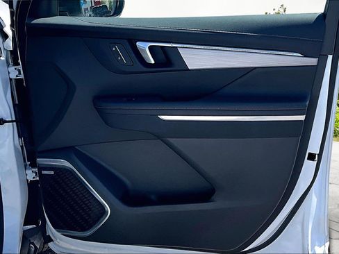 Used 2026 Buick Enclave Preferred image 24