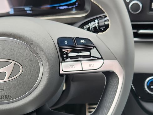 New 2025 Hyundai Elantra Sport image 10