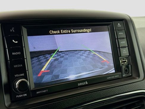 Used 2019 Dodge Grand Caravan SXT FWD image 13