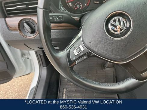 Used 2020 Volkswagen Passat 2.0T SEL FWD image 43