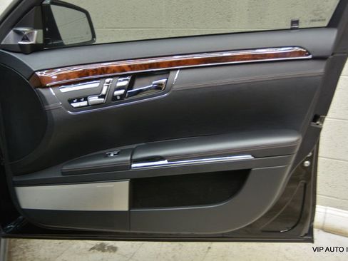 Used 2011 Mercedes-Benz S 63 AMG image 8