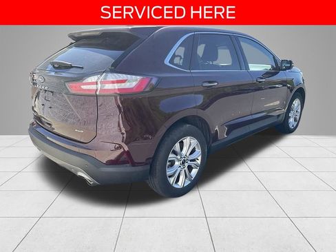 Used 2023 Ford Edge Titanium AWD/4WD image 4