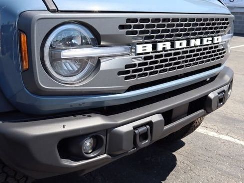 New 2025 Ford Bronco Badlands w/ Sasquatch Package AWD/4WD image 17
