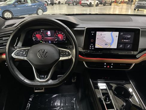 Certified 2024 Volkswagen Atlas Cross Sport SEL R-Line image 28