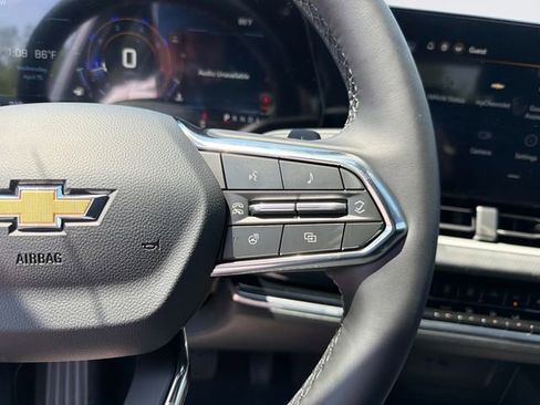 New 2026 Chevrolet Equinox LT w/ Safety and Technology Package FWD image 26