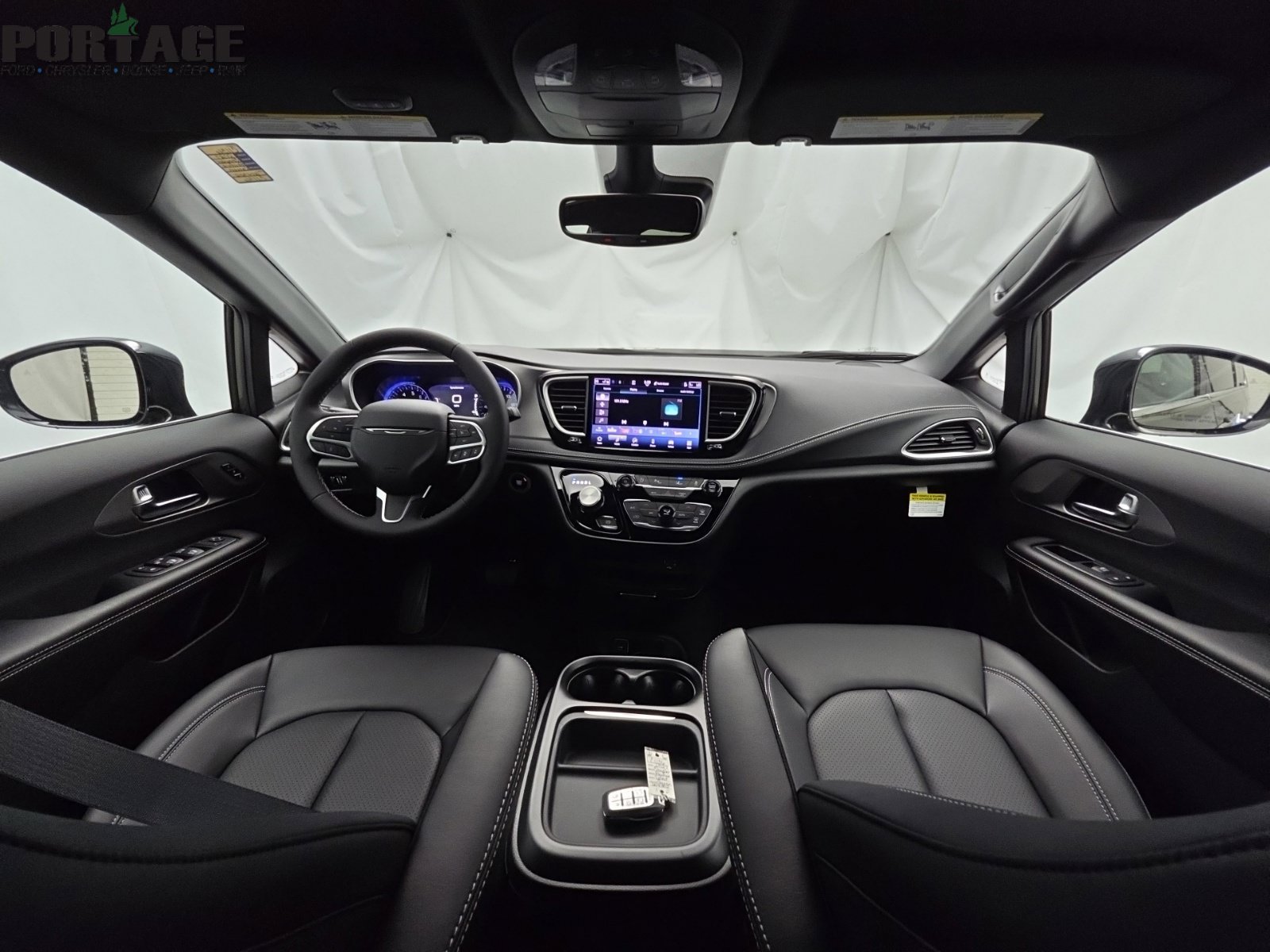 New 2027 Chrysler Pacifica Select AWD/4WD image 17