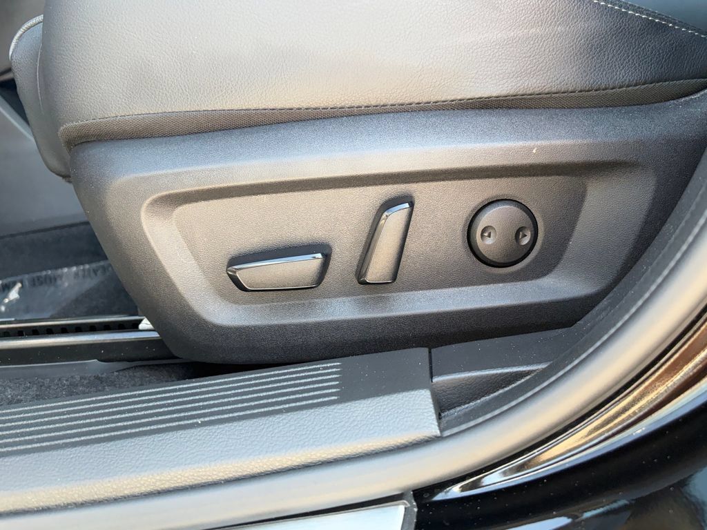 Certified 2023 Nissan Rogue SL FWD image 21
