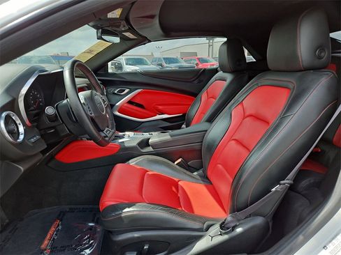 Used 2017 Chevrolet Camaro LT image 25