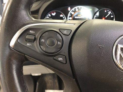 Used 2017 Buick LaCrosse Essence image 10