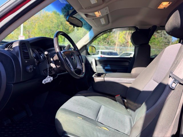 Used 2010 GMC Sierra 1500 SLE w/ Power Pack Plus AWD/4WD image 6