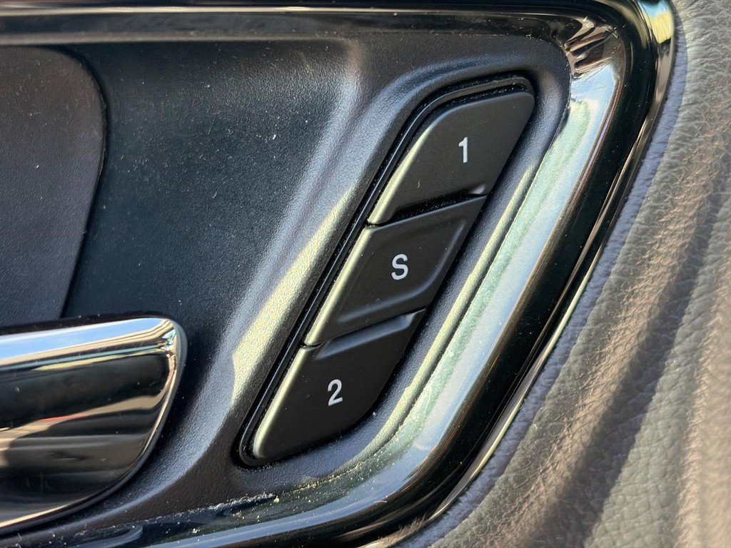Used 2024 Dodge Durango GT AWD/4WD image 23