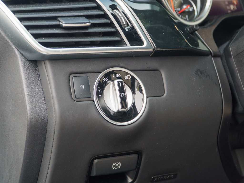 Used 2018 Mercedes-Benz GLE 350 4MATIC image 28