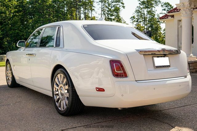 Used 2020 Rolls-Royce Phantom Sedan RWD image 6