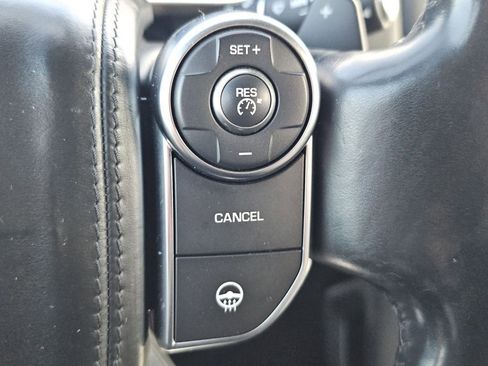 Used 2016 Land Rover Range Rover Supercharged image 17
