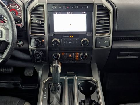 Used 2018 Ford F150 Raptor w/ Equipment Group 802A Luxury AWD/4WD image 15