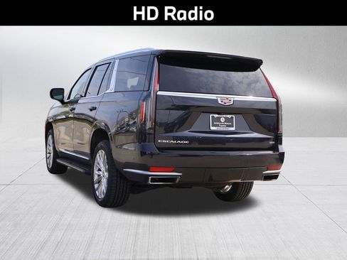 Used 2023 Cadillac Escalade Premium Luxury w/ Performance Package image 8
