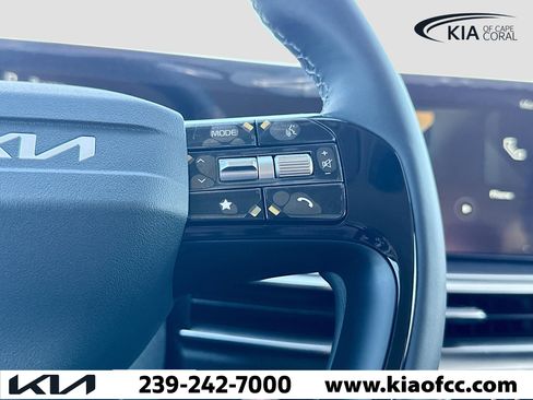 New 2026 Kia Sorento LX image 36