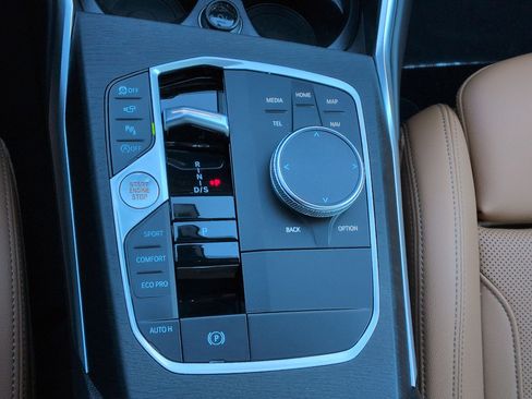 Certified 2024 BMW 330i Sedan w/ M Sport Package image 26