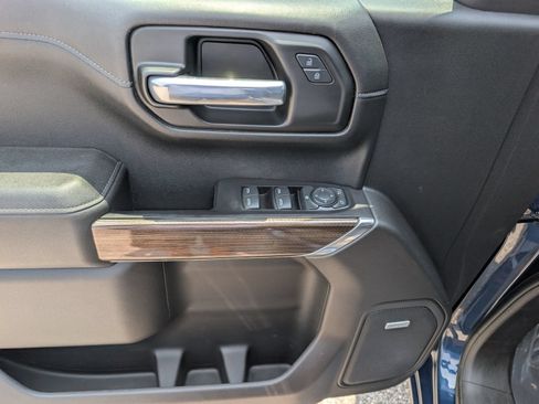Used 2021 Chevrolet Silverado 1500 RST w/ Convenience Package II AWD/4WD image 20