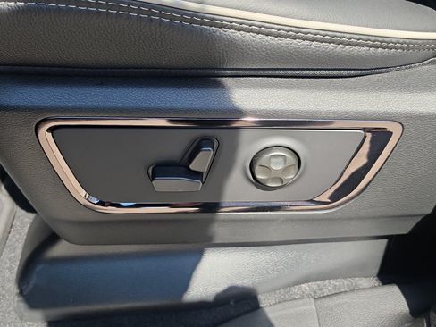 New 2026 RAM 1500 Limited AWD/4WD image 15