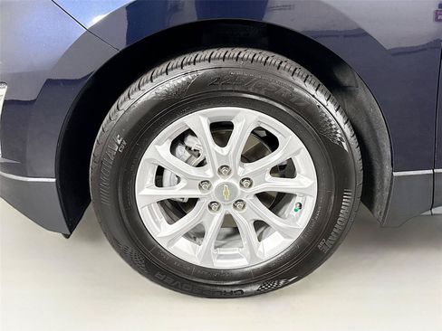 Used 2020 Chevrolet Equinox LS FWD image 42