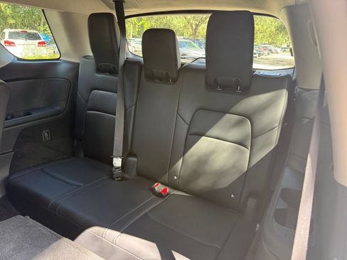 Used 2026 Nissan Pathfinder SL FWD image 28