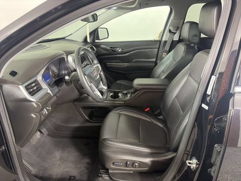 Used 2023 GMC Acadia SLT AWD/4WD image 12