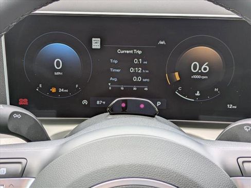 New 2025 Hyundai Tucson SEL image 11