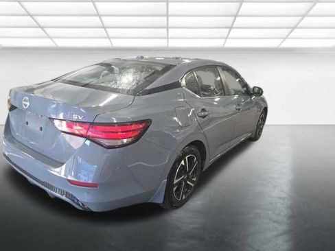 Used 2024 Nissan Sentra SV image 6