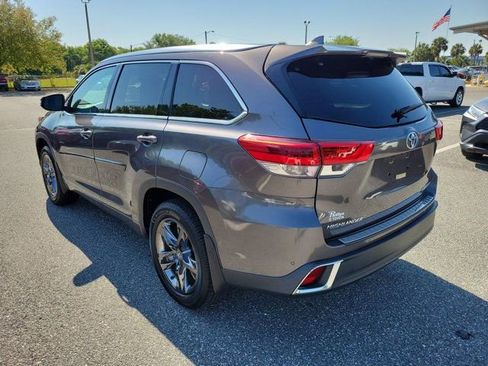 Used 2018 Toyota Highlander Limited Platinum w/ Protection Package #3 image 12