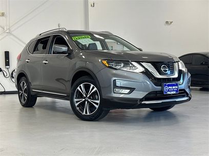 Used 2017 Nissan Rogue SL w/ SL Premium Package