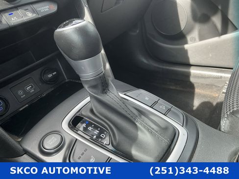 Used 2021 Hyundai Kona SEL w/ Cargo Package FWD image 23