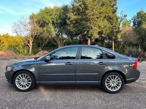 Used 2011 Volvo S40 T5 w/ Preferred Pkg FWD image 24