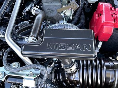 Certified 2025 Nissan Sentra SR w/ SR Premium Package FWD image 31