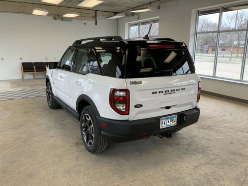 Used 2024 Ford Bronco Sport Outer Banks w/ Tech Package image 8