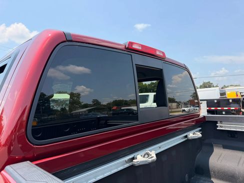Used 2022 Nissan Frontier SV AWD/4WD image 14