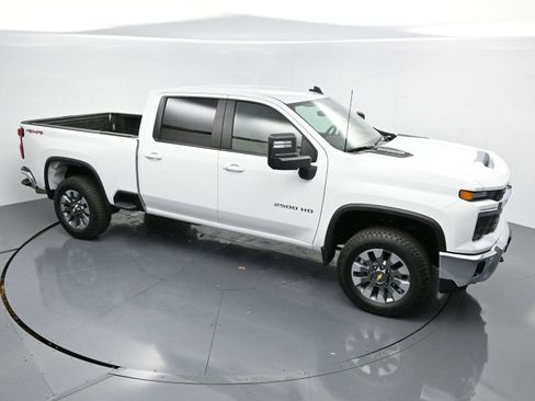Used 2025 Chevrolet Silverado 2500 LT w/ All Star Edition image 35