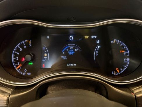 Used 2018 Jeep Grand Cherokee Summit AWD/4WD image 19