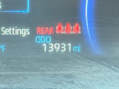 Used 2025 Toyota RAV4 LE image 39