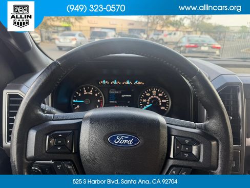 Used 2018 Ford F150 XLT w/ Equipment Group 302A Luxury RWD image 9