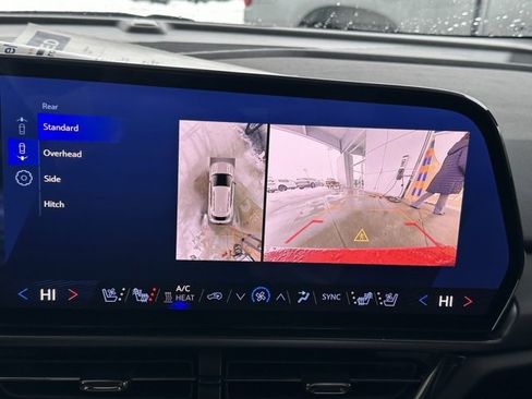 Certified 2024 Chevrolet Equinox EV RS image 33