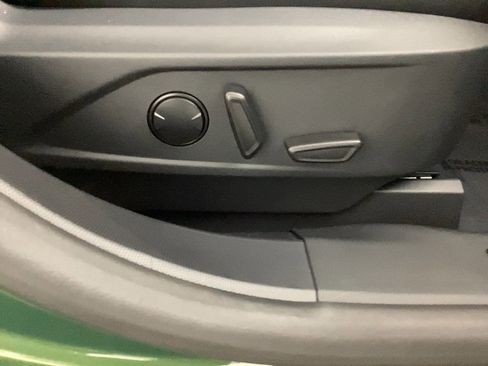 Used 2025 Ford Mustang Mach-E Premium image 9