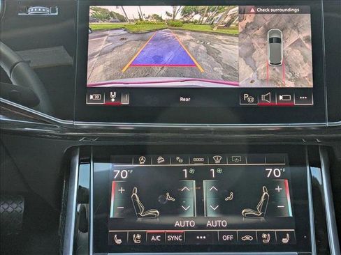 Used 2025 Audi Q7 3.0T Prestige AWD/4WD image 14