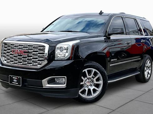 Used 2018 GMC Yukon Denali image 35