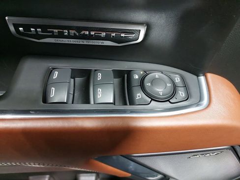 Used 2023 GMC Sierra 1500 Denali Ultimate AWD/4WD image 29
