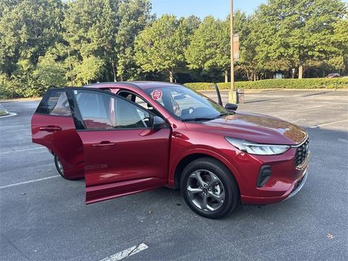 Used 2024 Ford Escape ST-Line image 10