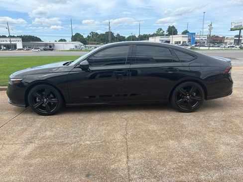 Used 2024 Honda Accord Sport image 5