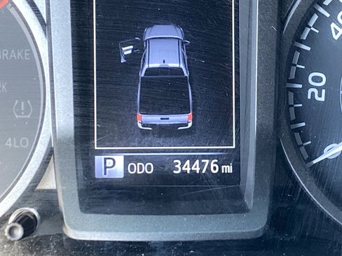 Certified 2023 Toyota Tacoma TRD Off-Road image 30