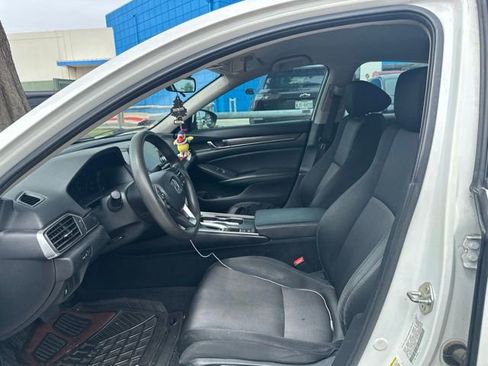 Used 2019 Honda Accord LX image 6